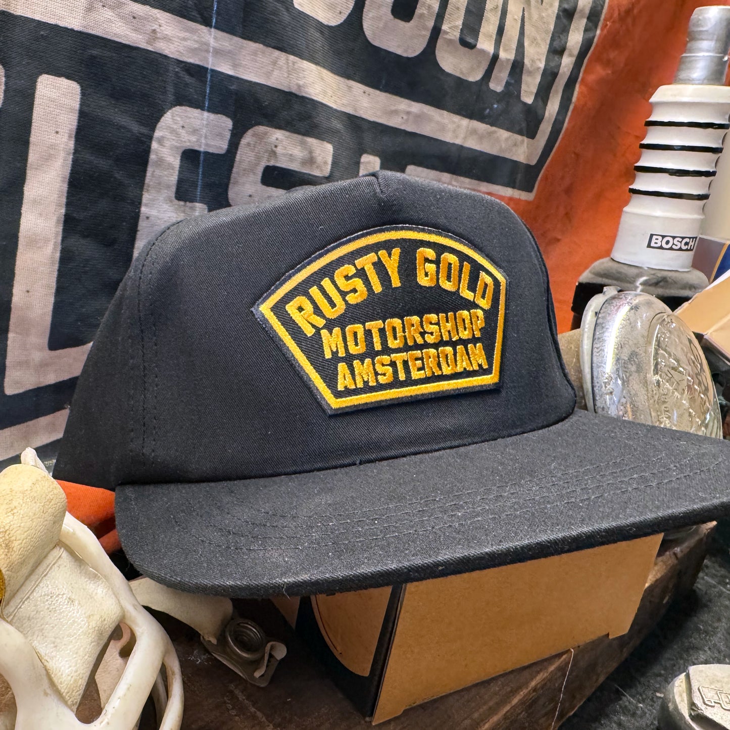 Rusty Gold Shield 5-panel Snapback - Black