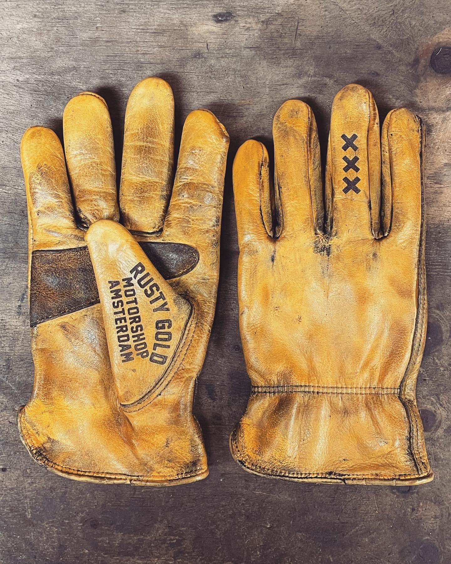 Rusty Gold Tough Glove