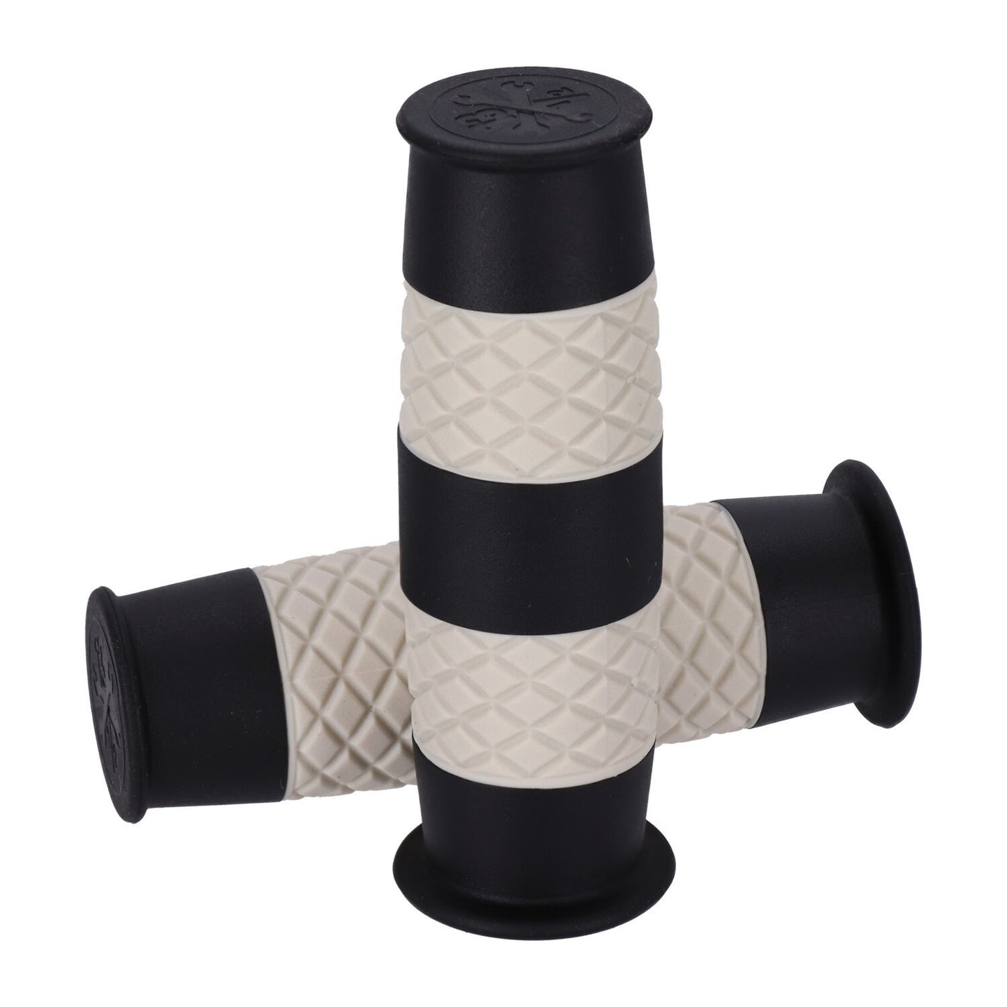 13 1/2 Outlaw grips black/white