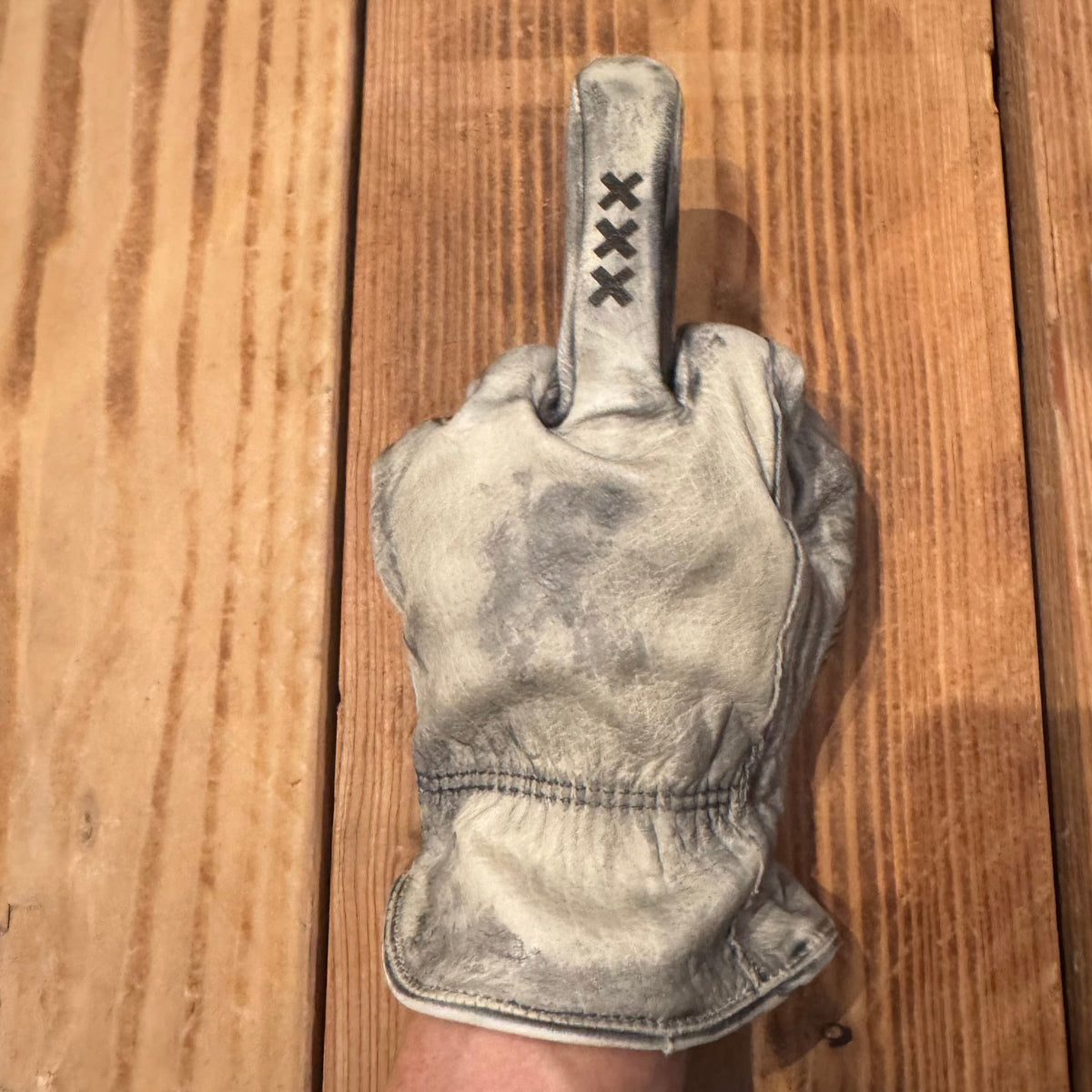 Rusty Gold Tough Glove - Dirty White