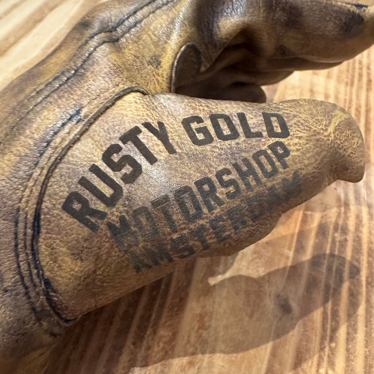 Rusty Gold Tough Glove - Oak Brown