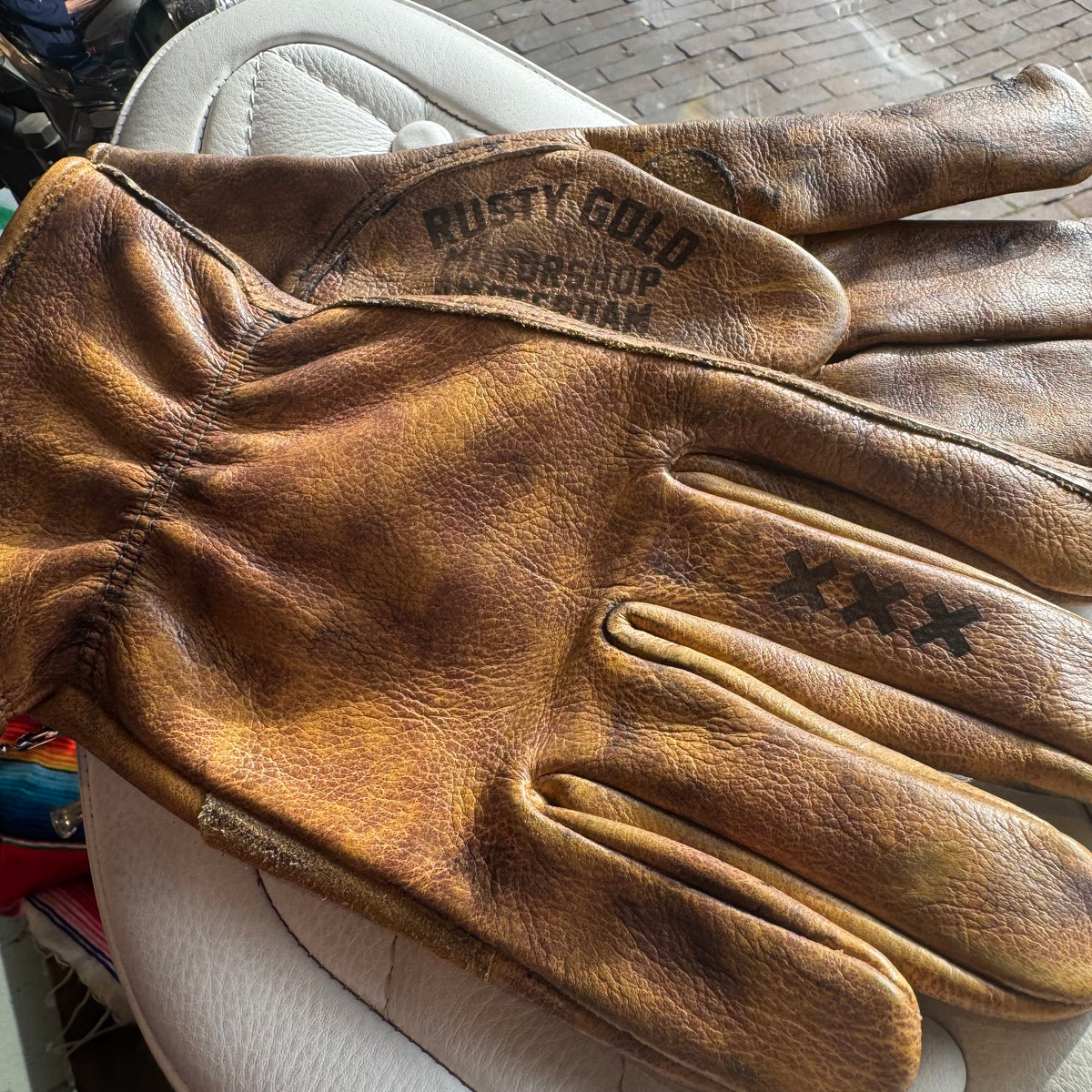 Rusty Gold Tough Glove - Oak Brown