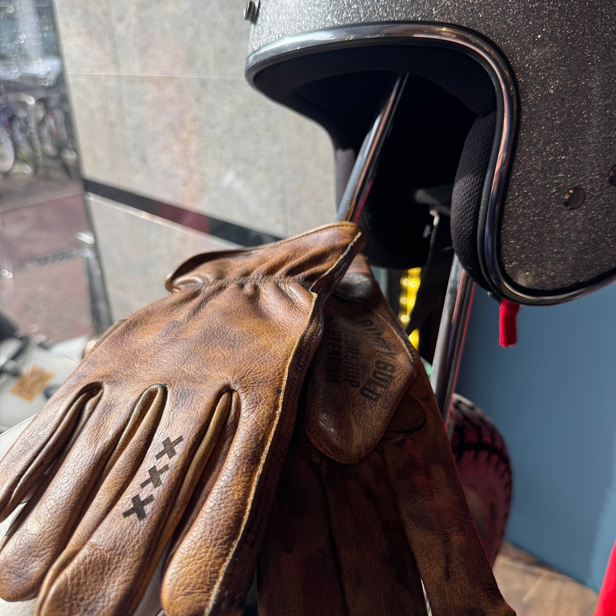 Rusty Gold Tough Glove - Oak Brown