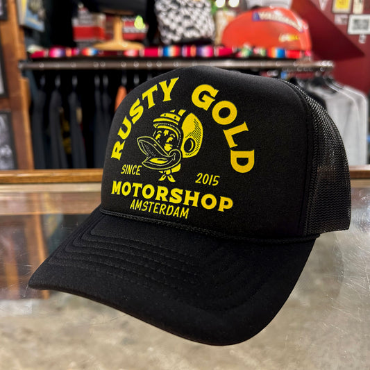 Rusty Gold Magpie Trucker