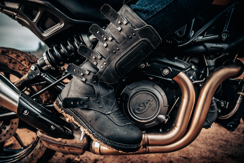 Icon Elsinore 2 boots black Rusty Gold Motorshop