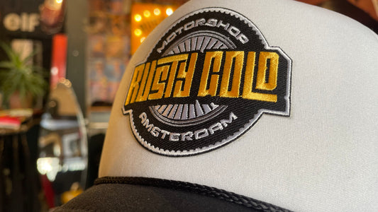 Rusty Gold Wheel Trucker