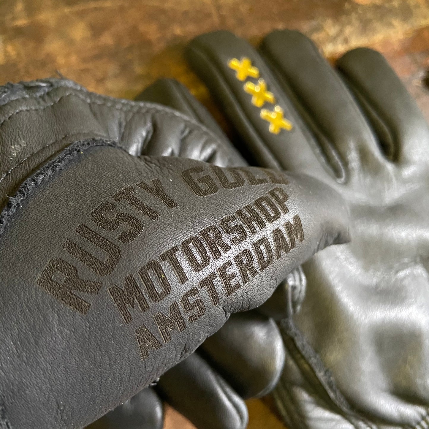 Rusty Gold Winter Tough Glove